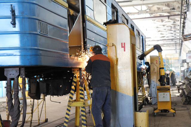 Новость - Транспорт и инфраструктура - Рассматриваем изнутри: как выглядит цех для ремонта вагонов метро