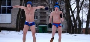 Хип-хоп в трусах на снегу: парни из донбасса покорили интернет-пространство