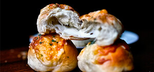 Ученые придумали булочки с мидиями, которые выводят радиацию, на очереди - полезный майонез