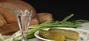 В ДонОГА требуют отменить народные гуляния в честь Дня рождения Водки