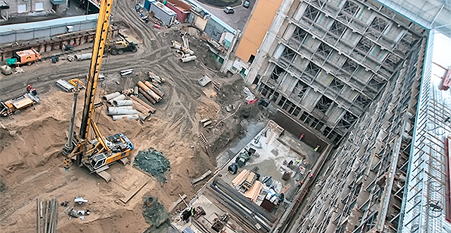 Новость - Транспорт и инфраструктура - Фотофакт: как идет реконструкция киевского ЦУМа