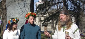 В Симферополе кузнецы обвенчали влюбленных