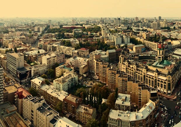 В столице будет облачно. Фото wpapers.ru