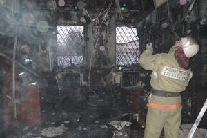 В Киеве горел банк. Фото пресс-службы Гос ЧС.