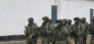 В Евпатории идет штурм  воинской части