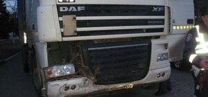 На проспекте Правды пьяный водитель на фуре сбил девочку