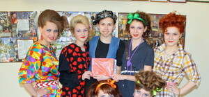 Вечерние, неоукраинские и дьявольские прически показали на парикмахерском фестивале