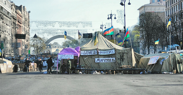 Палатка для россиян будет среди украинских. Фото Марии Бесчековой, vk.com.