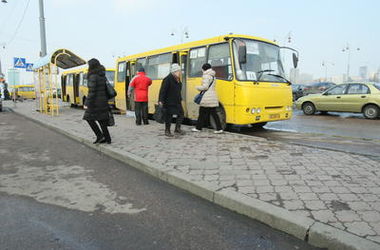 Теперь для пассажиров 11 автобуса появится еще одна остановка. Фото с сайта segodnya.ua