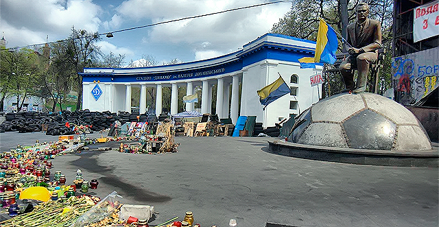 Новость - Транспорт и инфраструктура - Фотофакт: колоннаду стадиона "Динамо" полностью восстановили