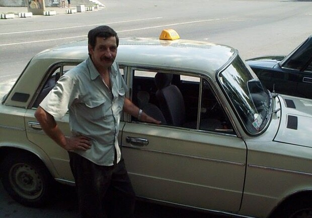 Иностранцев будут перевозить только те такси, у которых есть кассовые аппараты. Фото с сайта mobus.com