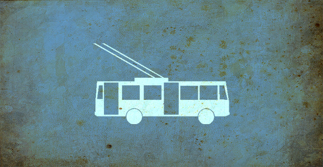 Новость - Транспорт и инфраструктура - Получи ответ: зачем нужно необычное приспособление в салонах новых троллейбусов