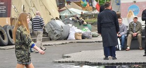 Киевлянки раздеваются к весне: фоторепортаж из центра города