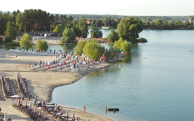 Голубые озера под Киевом. Фото с сайта restograd.com.ua.