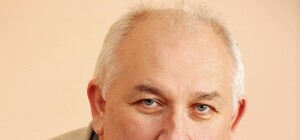 Рассматриваем кандидата в мэры: что обещает и кто такой Александр Комнацкий