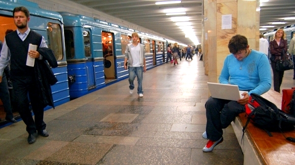 Новость - Транспорт и инфраструктура - Обзор прессы: будет ли обещанный властями Wi-Fi в киевском метро?