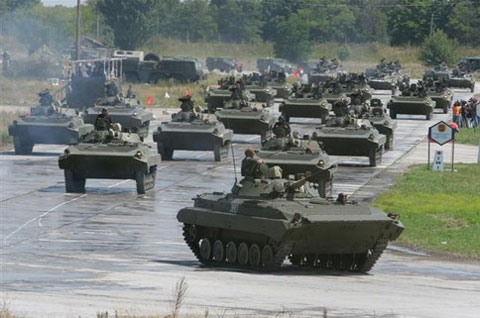 В Киеве разбирали и продавали танки. Фото с сайта for-ua.com