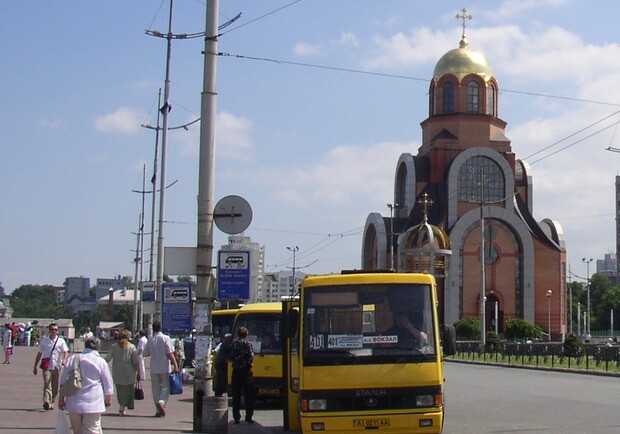 Киевские маршрутки хотят оборудовать кассовыми аппаратами. Фото с сайта ru.wikipedia.org