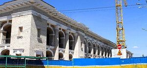 Спасти здание: Гостиный двор не переживет зиму