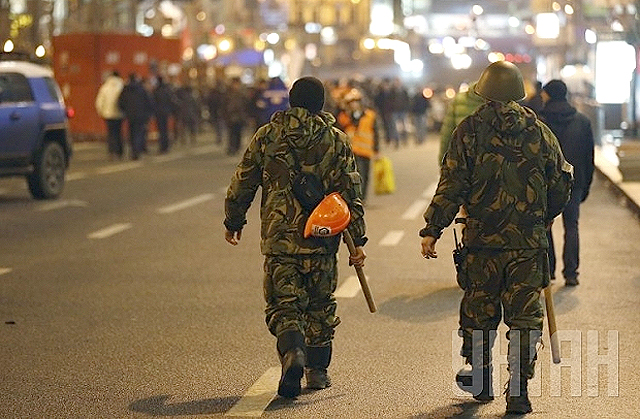 На Майдане ночью стреляли. Фото УНИАН.