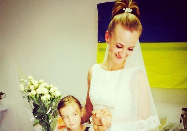 Новость - События - В военном госпитале Киева сыграли две свадьбы