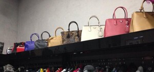 В Киеве появляются подпольные бутики с вещами, вывезенными из Донецка