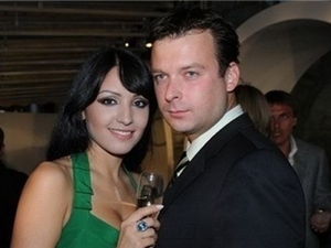Алина вместе с будущим мужем Александром Колодием. Фото с сайта svitske.tv