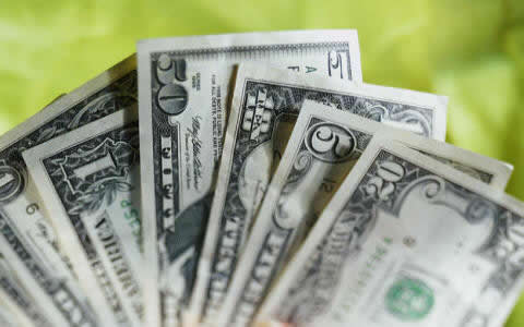 Нацбанк повысил курс иностранных валют. Фото poundsterlinglive.com