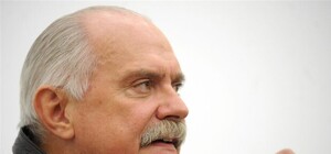 Михалков хочет перенести часть своей киноакадемии в Крым