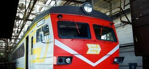 Рассматриваем фото: в городской электричке будут новые сидения, поручни и gps-отслеживание