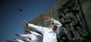 Побудь арт-объектом: PinchukArtCentre приглашает энергичных киевлян принять участие в перформансе