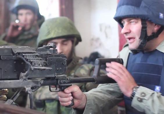 Новость - События - Украина открывает дело: российский актер Пореченков стрелял по украинским позициям в аэропорту Донецка