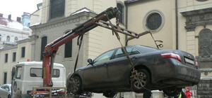 Паркуйтесь правильно: близько 10 автомобілів евакуюють щодня у Львові