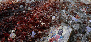 Ужасающие кадры: британский журналист снял погибших киборгов  в терминале аэропорта [ФОТО 18+]