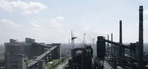 На территорию коксохима в Авдеевке прилетело 9 снарядов