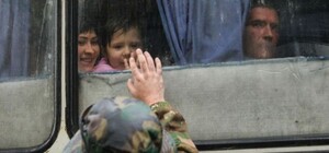 Волонтеры опасаются нападения на гуманитарные коридоры в зоне АТО