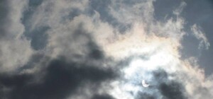 Як  виглядало сонячне затемнення у Львові