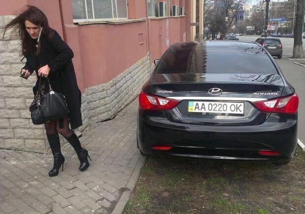 Новость - Люди города - Поучительный пример: резонанс в соцсетях заставил киевлянку оплатить штраф за неправильную парковку