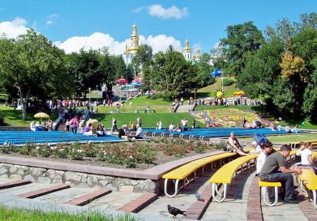 Новость - Транспорт и инфраструктура - В Киеве переименовали остановку "Певческое поле"