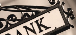 Крымчанам снова будут выплачивать вклады из украинских банков: кто, когда и сколько получит денег