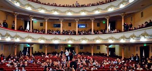 В киевском театре у артиста остановилось сердце