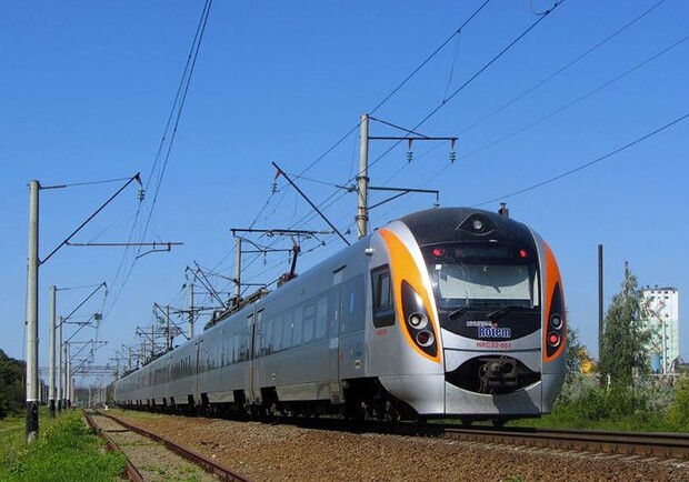 Новость - Транспорт и инфраструктура - Из Киева в Харьков поедет дополнительный поезд