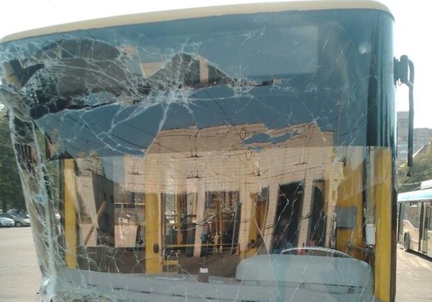 Новость - События - Стало известно, почему на Минском массиве разбился троллейбус