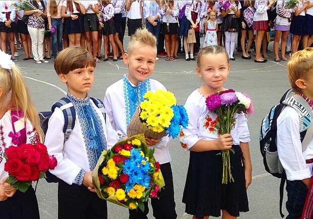 Новость - Люди города - Instagram-подборка: как киевские школьники отметили 1 сентября