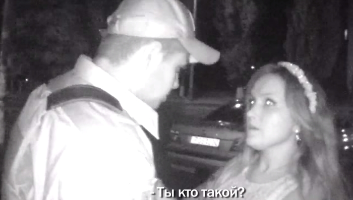 Новость - События - "Я не девушка, б...": на полицейских набросилась пьяная невеста после девичника