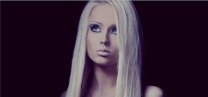 Одесская барби разделась для индийского журнала