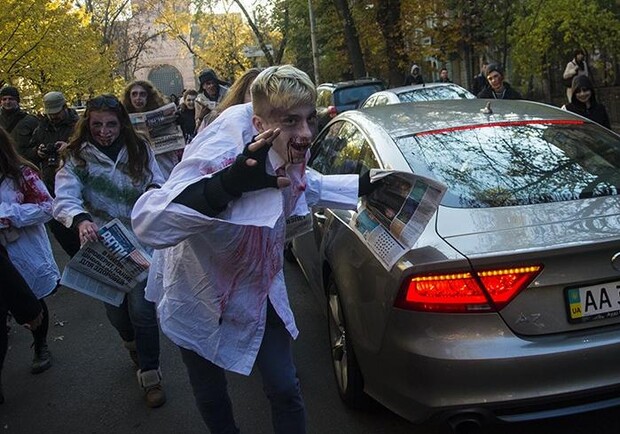 Новость - События - Как это было: в центре Киева прошел зомби-марш
