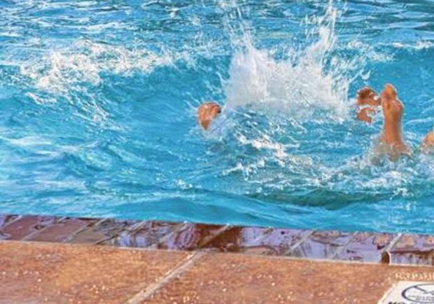 Новость - События - Тренировался задерживать дыхание: полиция об утонувшем в бассейне парне