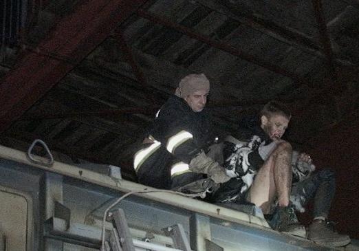 Новость - События - В Киеве трое студентов сорвались на крышу поезда