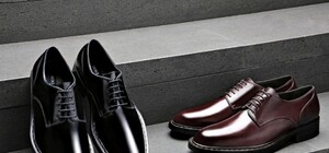 У Львові грабіжники знімали з перехожих взуття та відразу надівали на себе